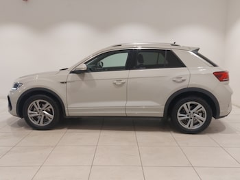 Used Volkswagen T-Roc 2025 for sale - 77149993: Photo