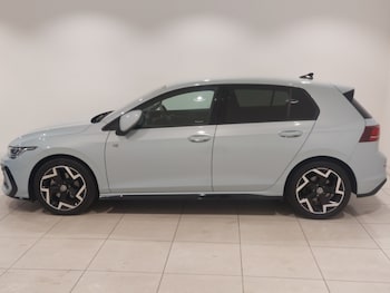 Used Volkswagen Golf 2024 for sale - 78642573: Photo