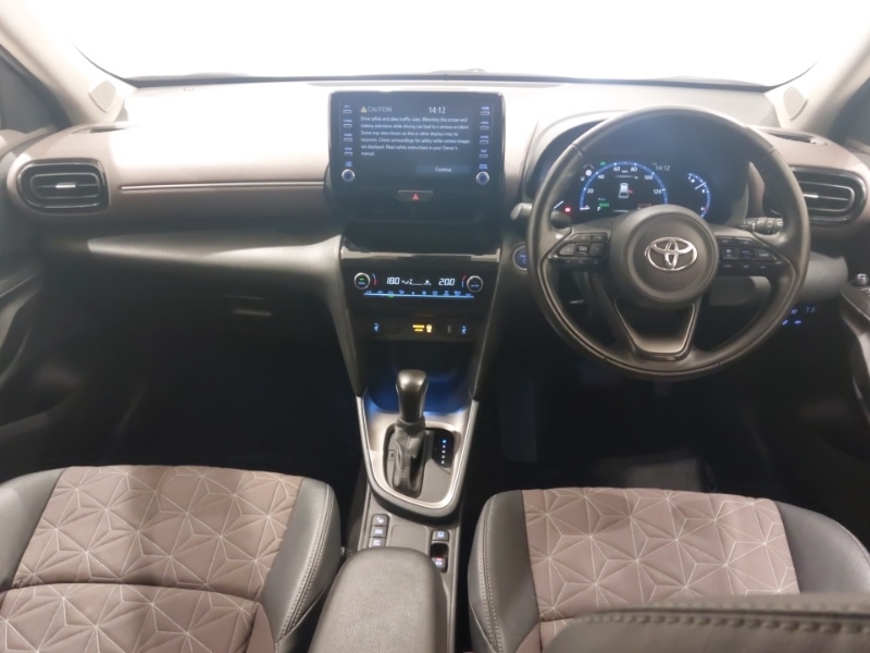 Used Toyota Yaris Cross 2022 for sale - 76932481: Photo 2