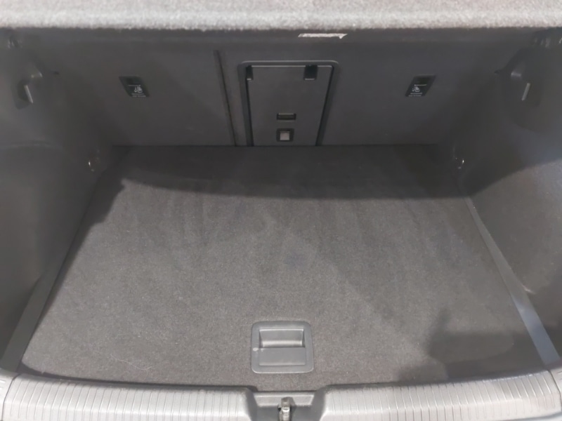 Used Volkswagen Golf 2021 for sale - 77988049: Photo 8