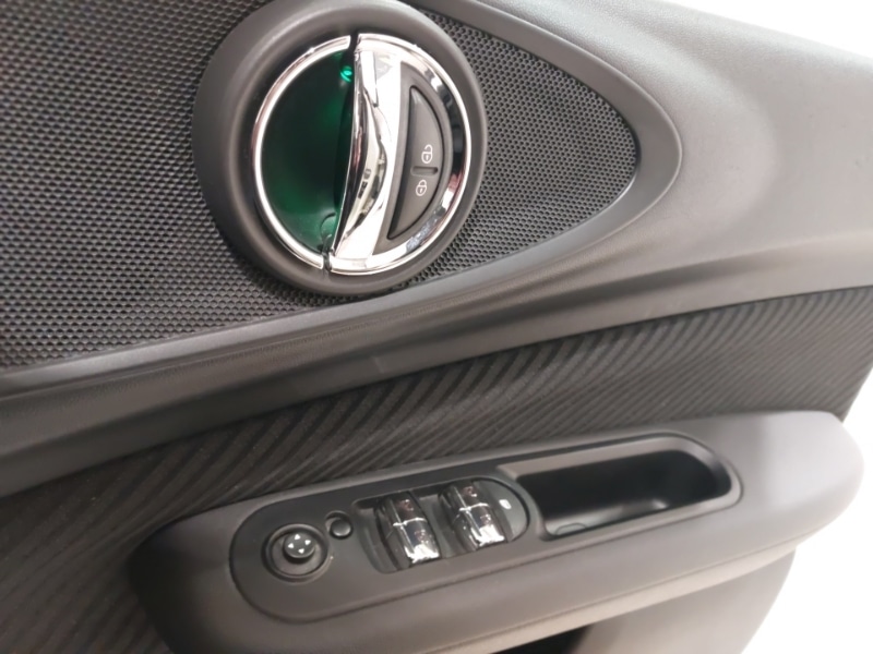 Used MINI Clubman 2017 for sale - 76560398: Photo 19