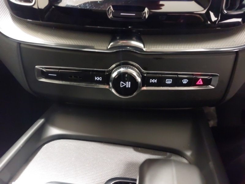 Used Volvo XC60 2023 for sale - 77197718: Photo 14