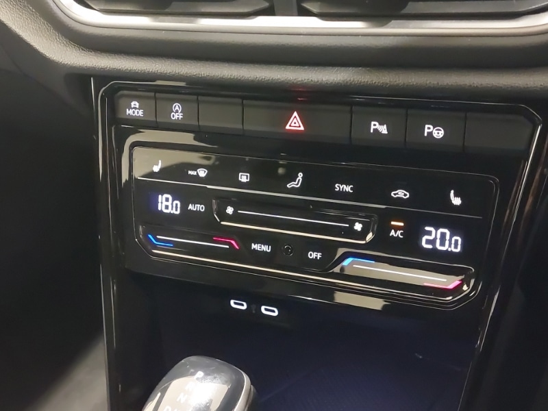 Used Volkswagen T-Roc 2023 for sale - 78023679: Photo 14