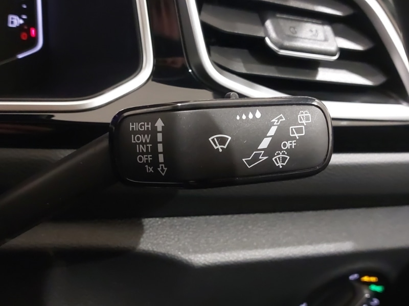 Used Volkswagen T-Roc 2023 for sale - 78023679: Photo 18