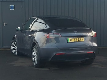 Used Tesla Model Y 2022 for sale - 77585252: Photo