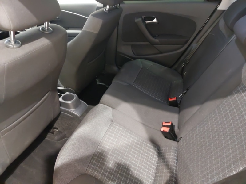 Used Volkswagen Polo 2017 for sale - 76384102: Photo 6