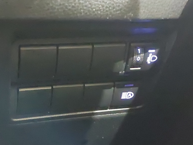 Used Toyota Yaris 2023 for sale - 77223567: Photo 17