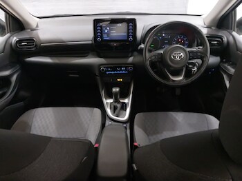 Used Toyota Yaris 2023 for sale - 77223567: Photo