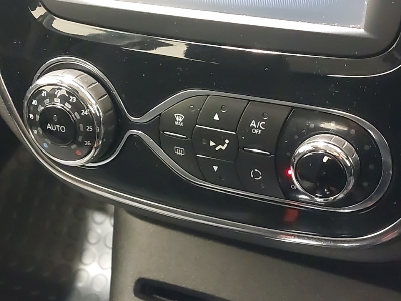 Used Renault Captur 2017 for sale - 77938908: Photo 14