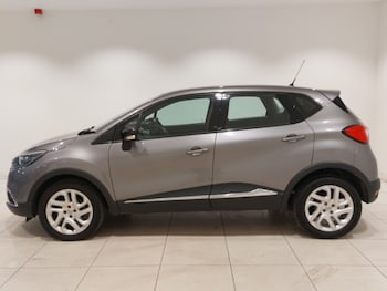 Used Renault Captur 2017 for sale - 77938908: Photo