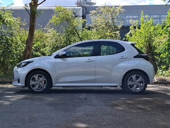 Used Toyota Yaris 2025 for sale - 79420630: Photo