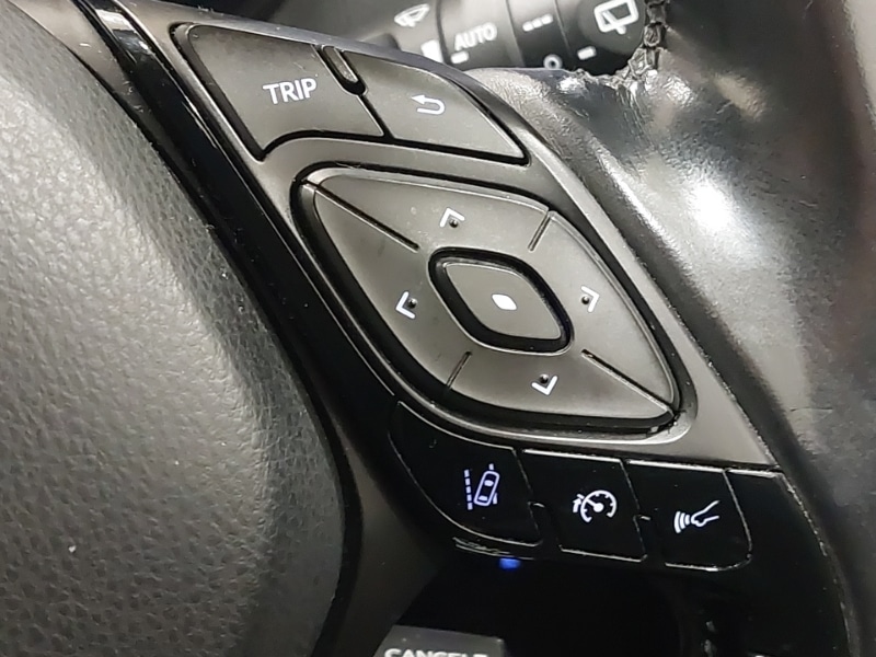 Used Toyota C-HR 2017 for sale - 77126527: Photo 17