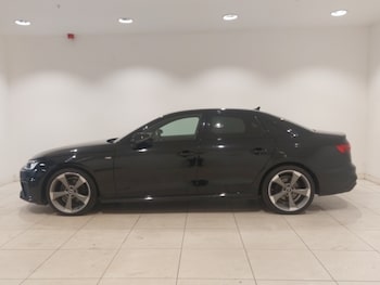 Used Audi A4 2021 for sale - 79101260: Photo