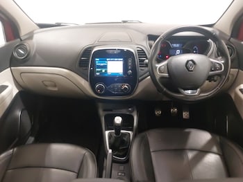 Used Renault Captur 2018 for sale - 76100363: Photo 2