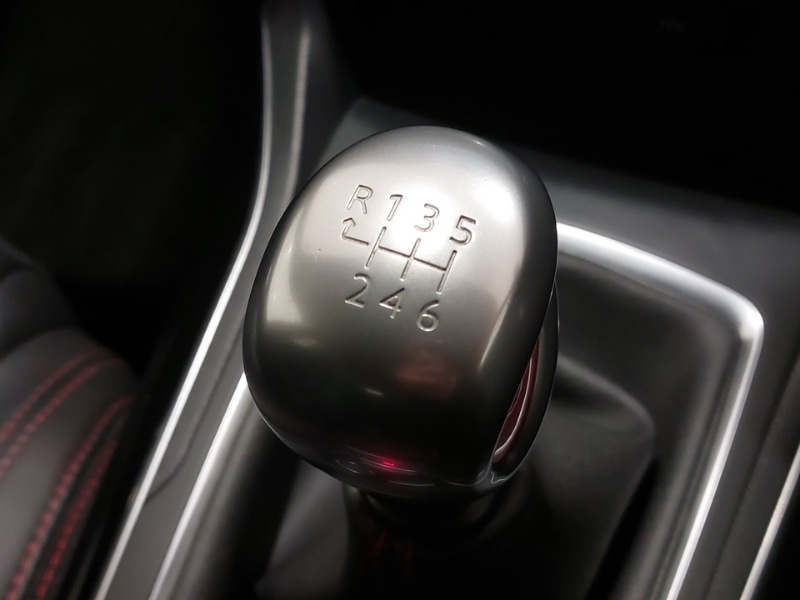 Used Peugeot 308 2015 for sale - 77948153: Photo 13