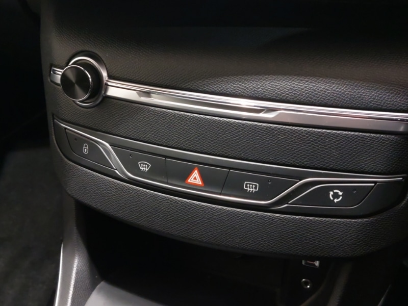 Used Peugeot 308 2015 for sale - 77948153: Photo 14