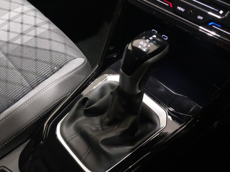 Used Volkswagen T-Roc 2022 for sale - 77761176: Photo 14