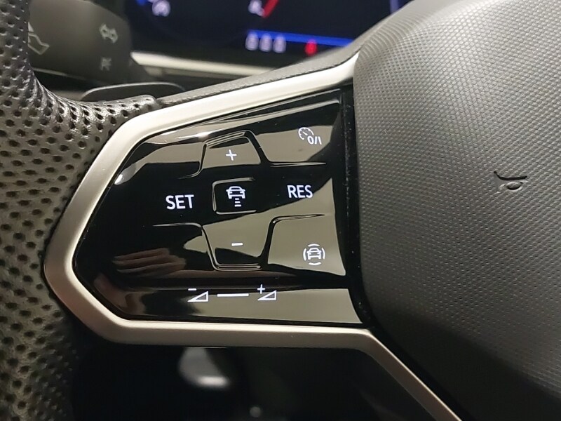 Used Volkswagen T-Roc 2022 for sale - 77761176: Photo 16