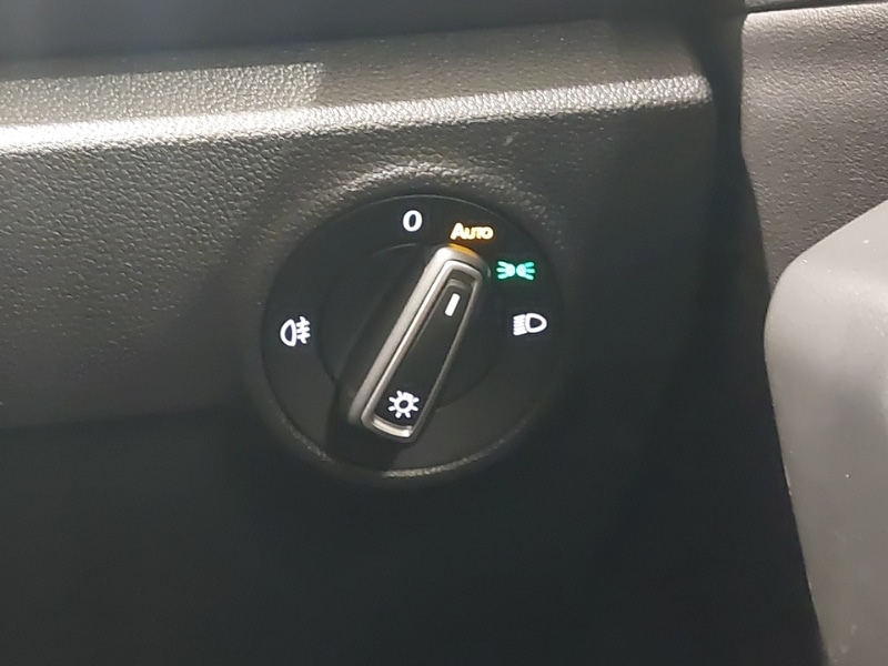 Used Volkswagen T-Roc 2022 for sale - 77761176: Photo 18