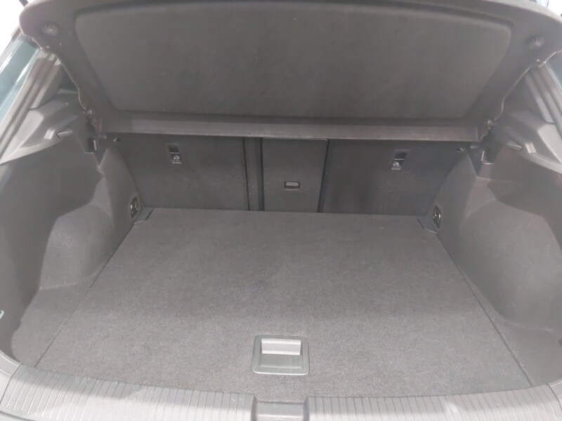 Used Volkswagen T-Roc 2022 for sale - 77761176: Photo 8