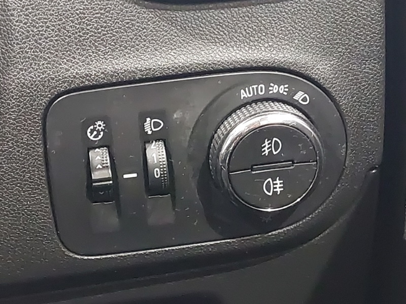Used Vauxhall Crossland X 2018 for sale - 76165762: Photo 18