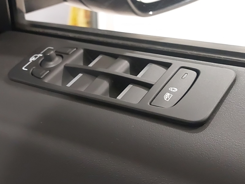 Used Land Rover Discovery Sport 2024 for sale - 78126167: Photo 17