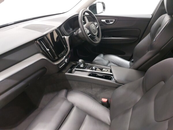 Used Volvo XC60 2023 for sale - 75395194: Photo 5