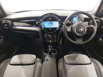 Used MINI Hatch 2023 for sale - 79336411: Photo