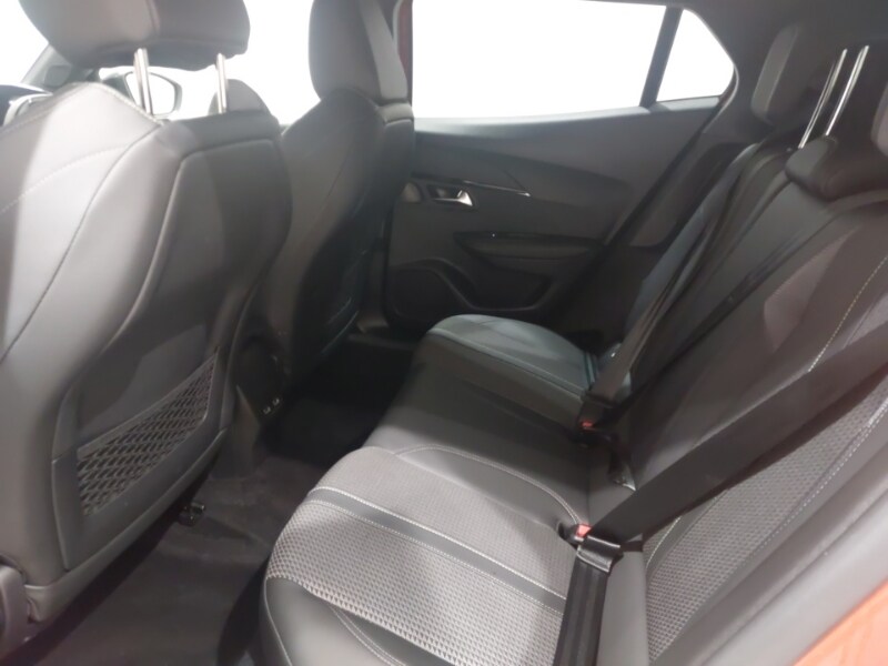 Used Peugeot 2008 2023 for sale - 76970567: Photo 6