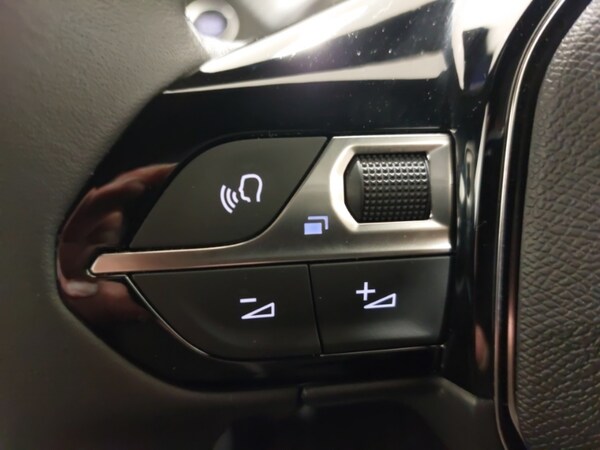 Used Peugeot 2008 2024 for sale - 73963207: Photo 17