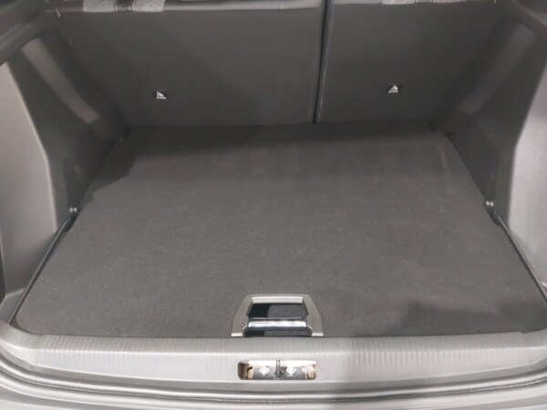 Used Peugeot 2008 2024 for sale - 73963207: Photo 8