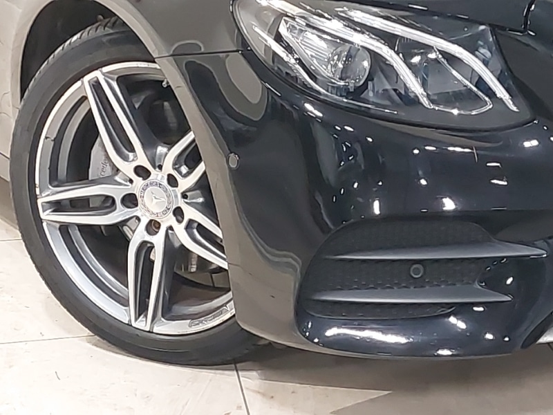 Used Mercedes-Benz E Class 2017 for sale - 77549056: Photo 9