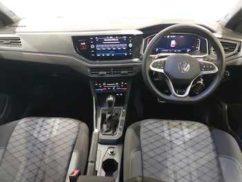 Used Volkswagen Polo 2025 for sale - 77300163: Photo