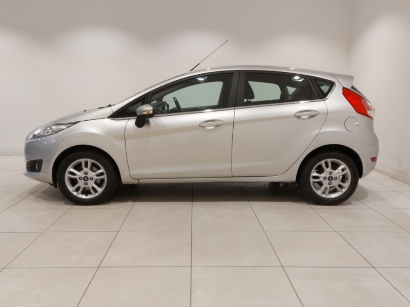 Used Ford Fiesta 2015 for sale - 76556197: Photo 4