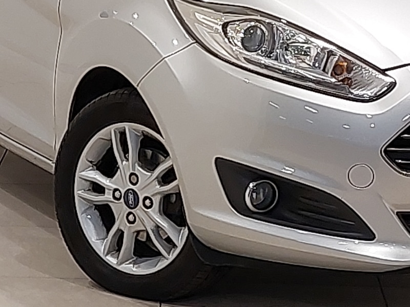 Used Ford Fiesta 2015 for sale - 76556197: Photo 9