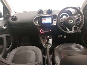 Used smart fortwo 2017 for sale - 79164692: Photo