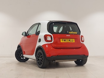 Used smart fortwo 2017 for sale - 79164692: Photo