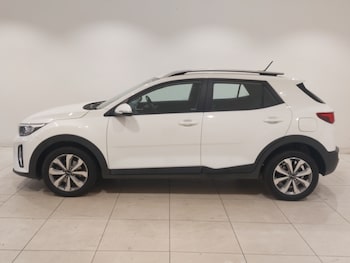 Used Kia Stonic 2023 for sale - 79348128: Photo