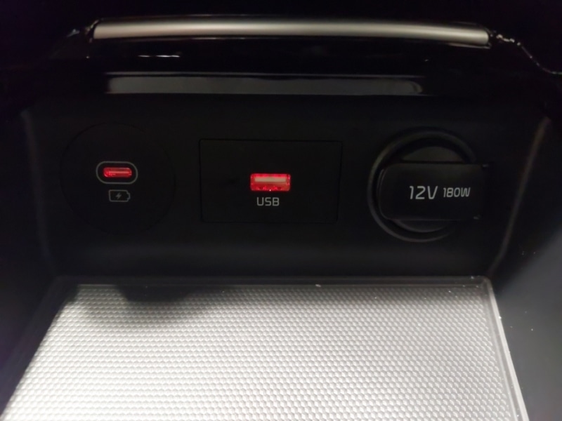 Used Kia XCeed 2023 for sale - 76058624: Photo 14