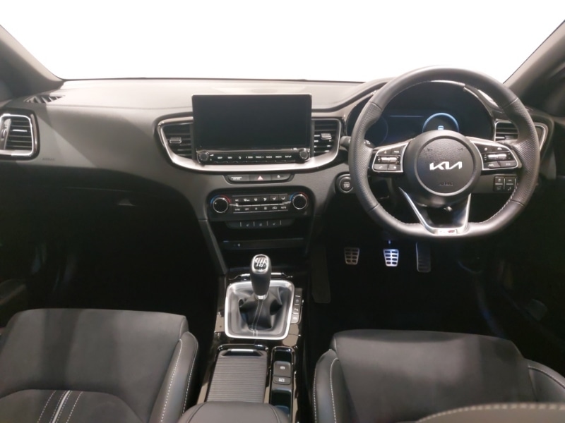 Used Kia XCeed 2023 for sale - 76058624: Photo 2