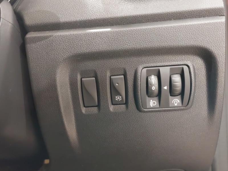 Used Renault Captur 2017 for sale - 78099434: Photo 18