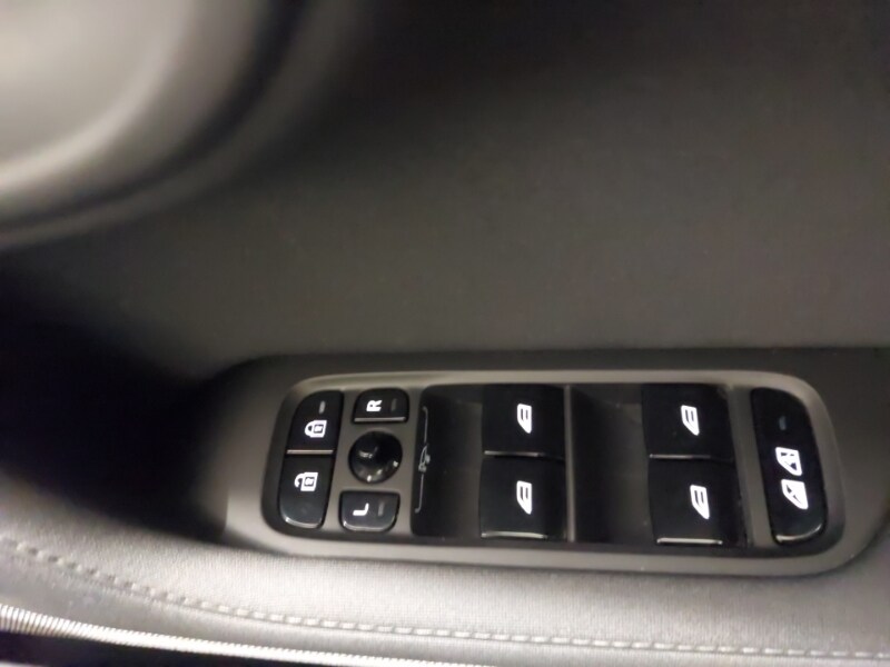 Used Polestar Polestar 2 2023 for sale - 77716716: Photo 19