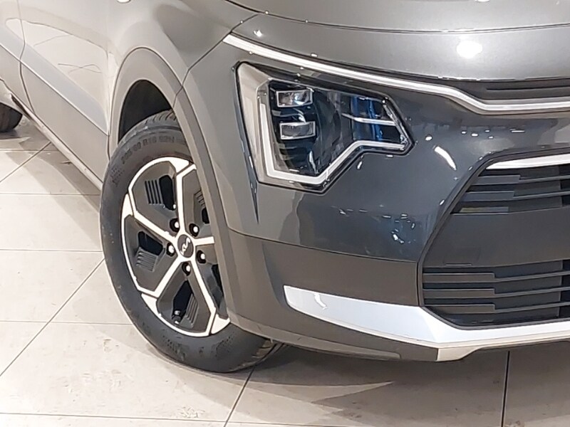 Used Kia Niro 2023 for sale - 77652100: Photo 9