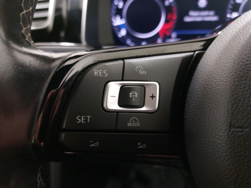 Used Volkswagen Golf 2017 for sale - 76108066: Photo 15