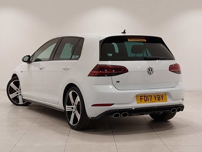 Used Volkswagen Golf 2017 for sale - 76108066: Photo 3