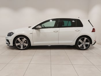Used Volkswagen Golf 2017 for sale - 76108066: Photo 4