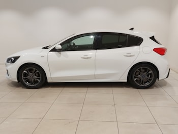 Used Ford Focus 2020 for sale - 75652219: Photo