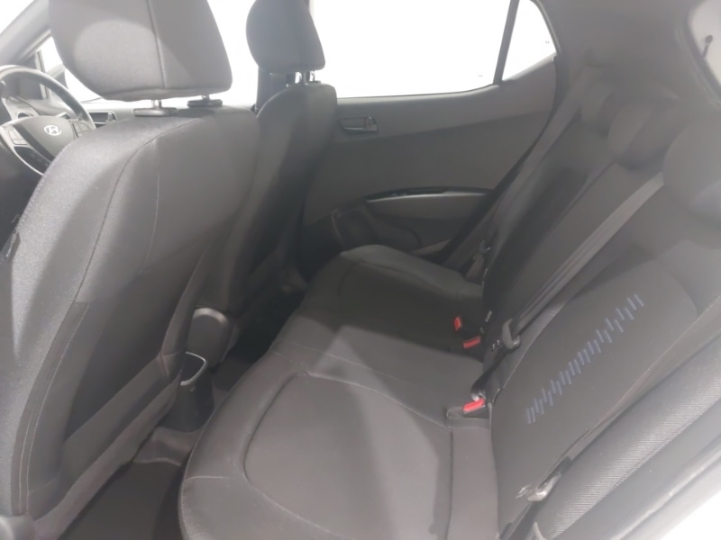 Used Hyundai i10 2019 for sale - 76959255: Photo 6
