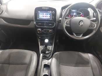 Used Renault Clio 2019 for sale - 78953079: Photo
