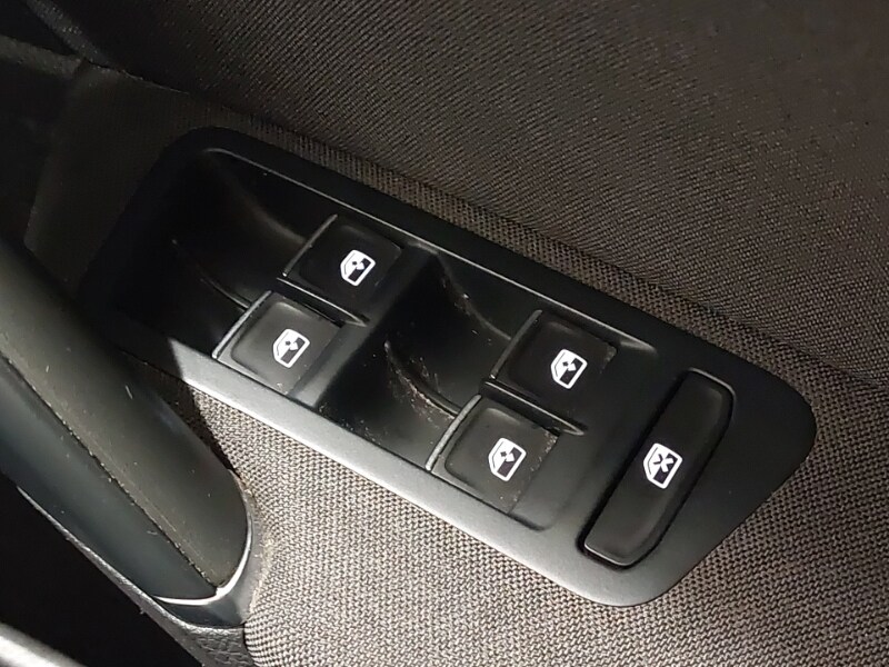 Used Volkswagen Golf 2020 for sale - 77721945: Photo 19